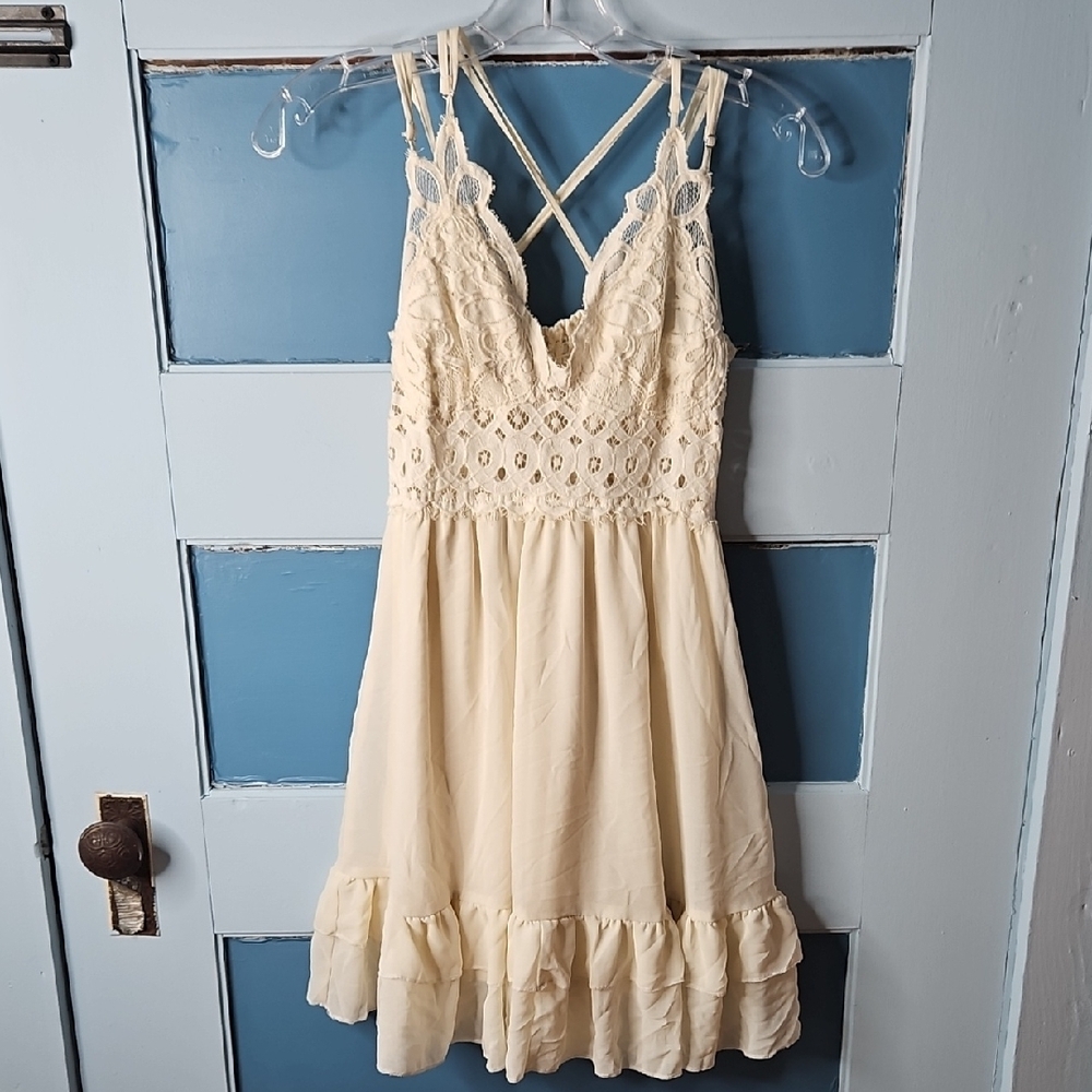 Love Tree Creamy Ivory Sexy Lacy Bodice Mini Slip Dress Medium - Picture 3 of 10